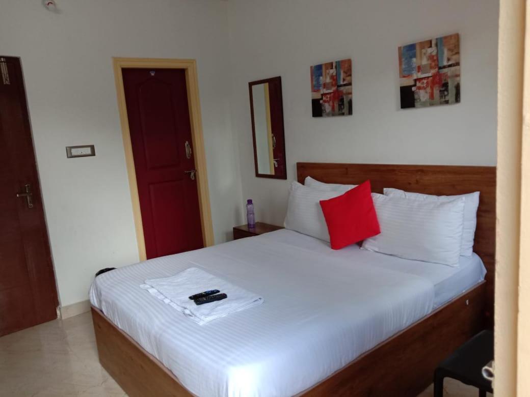 Sk Residency Bed and Breakfast Bangalore Buitenkant foto